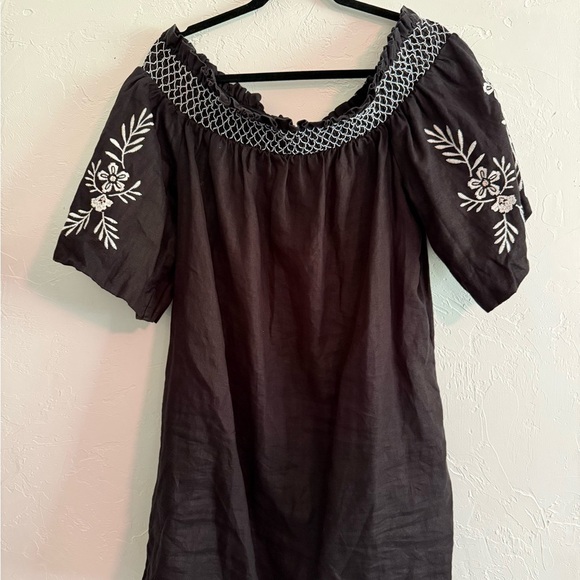 Vince Camuto Black Off Shoulder Embroidered Tunic Top XL - Picture 2 of 8